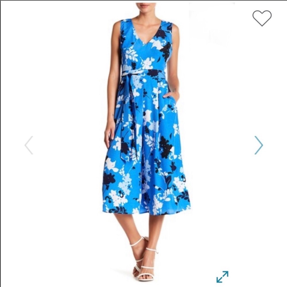 VINCE CAMUTO Blue Floral V Neck Jumpsuit Medium